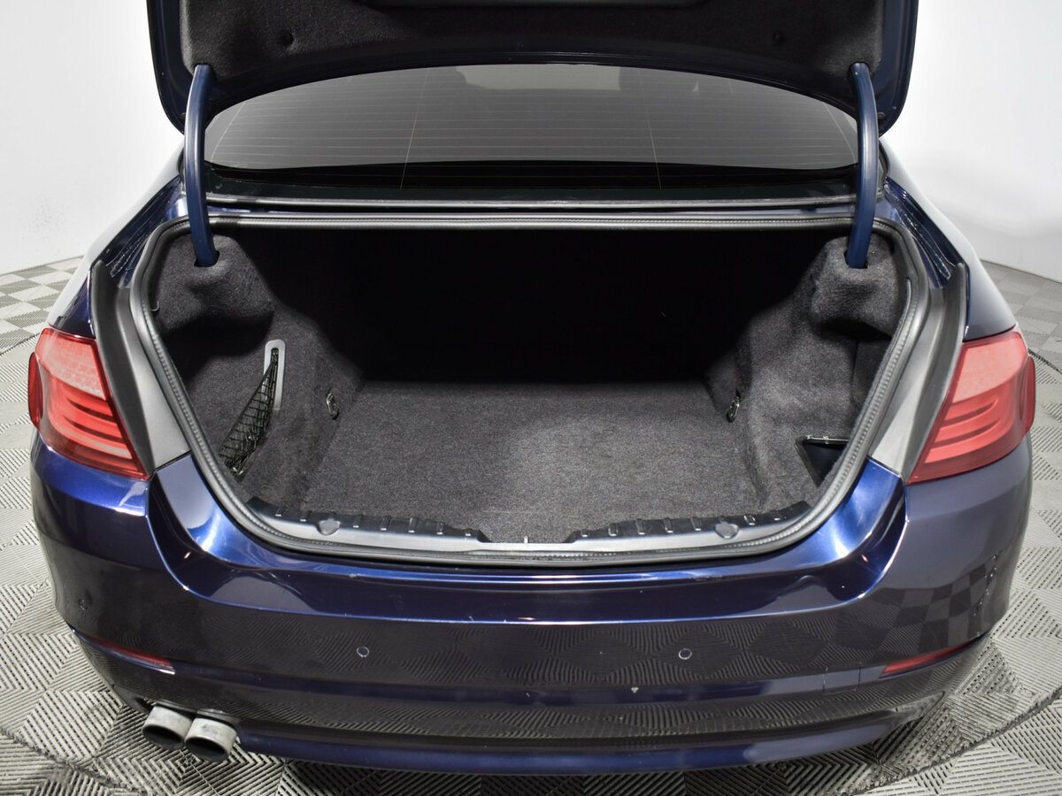 BMW 5 серии 530d xDrive VI (F10/F11/F07), 2012 Фото №17