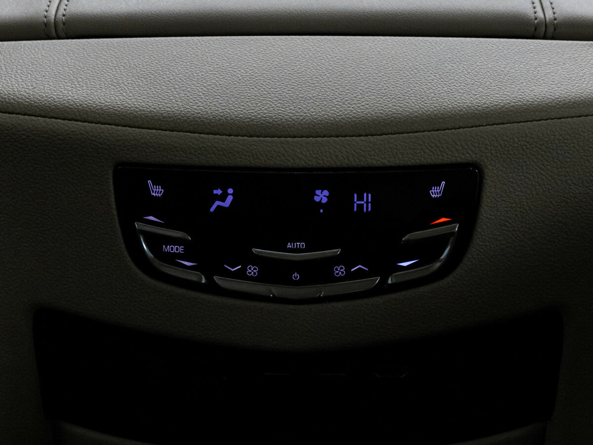 Cadillac Escalade ESV IV, 2020 Фото №17