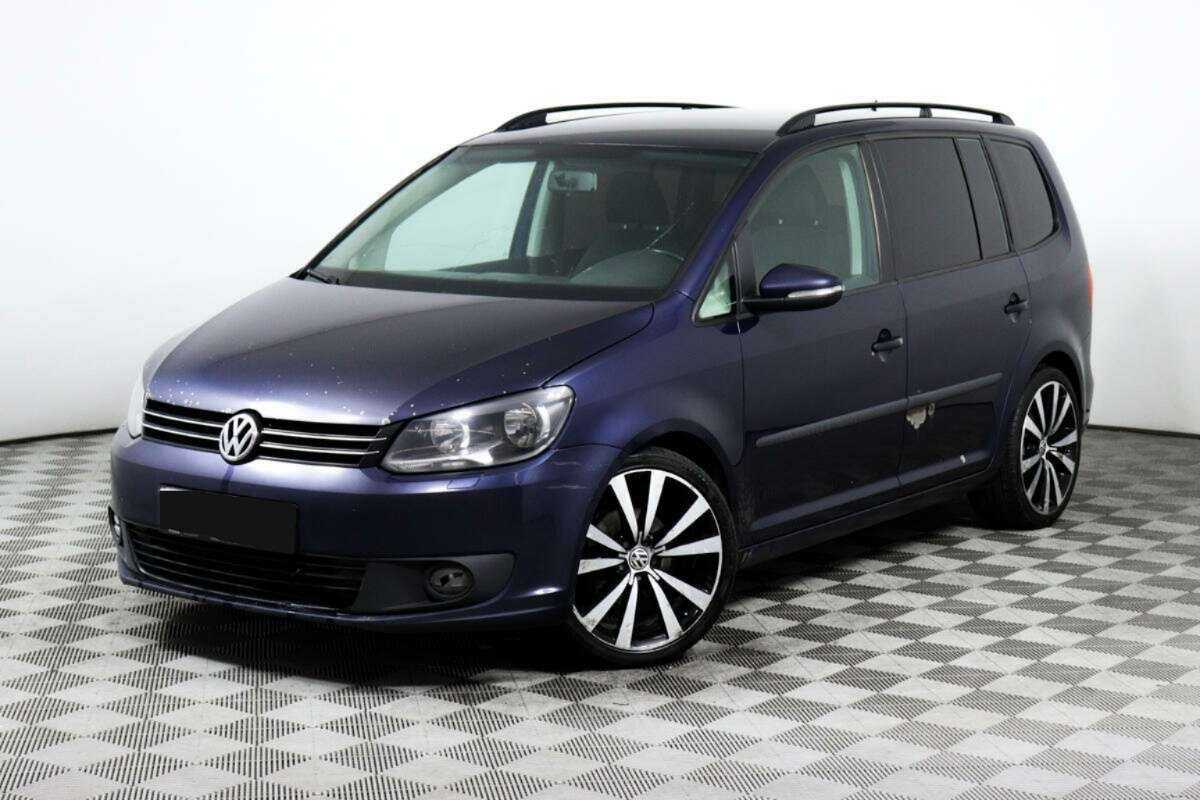 Volkswagen Touran, 2012 - 326 100 км. | Фото №1