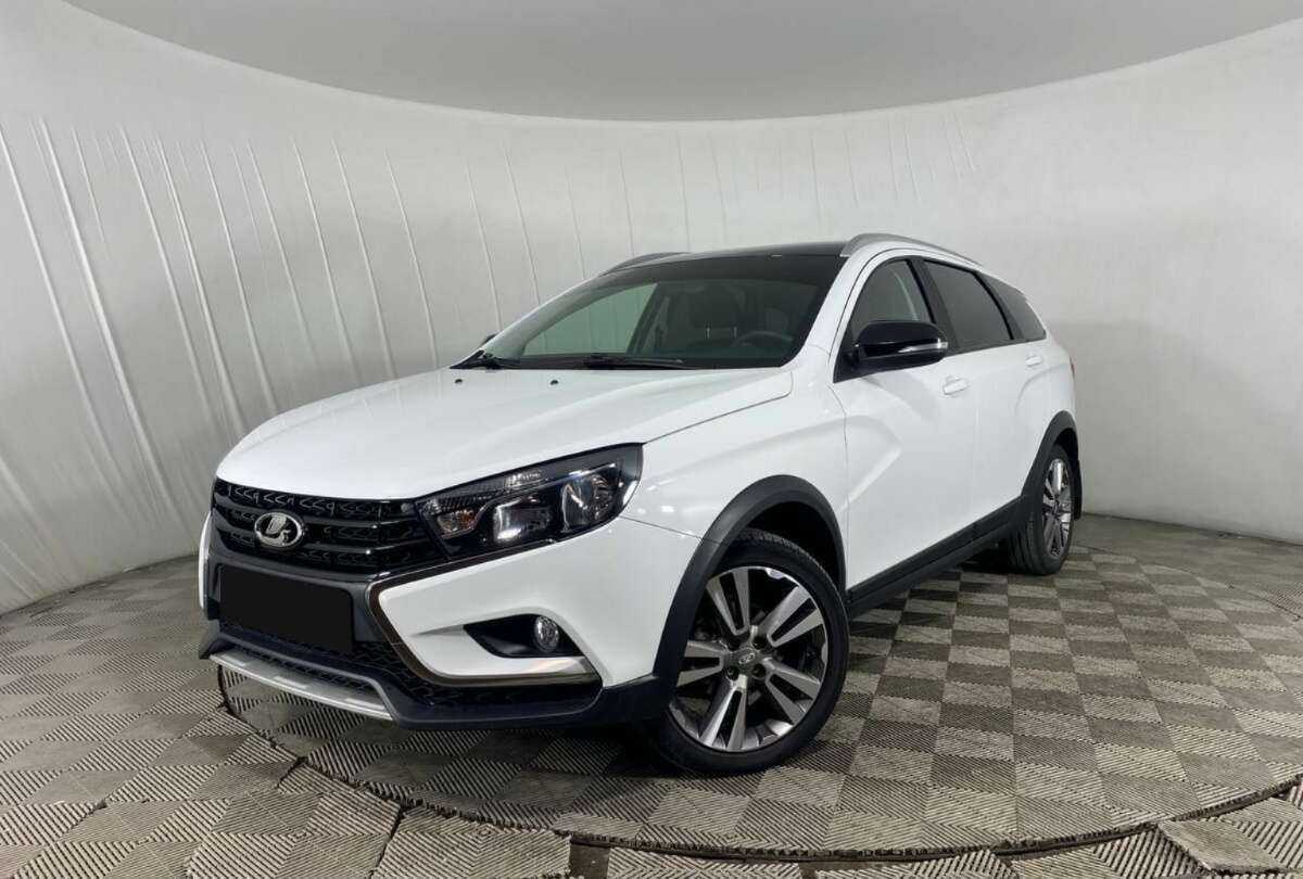 Lada (ВАЗ) Vesta SW, 2021 - 33 858 км. | Фото №1