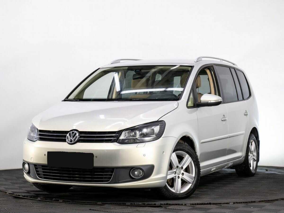 Volkswagen Touran, 2013 - 256 000 км. | Фото №1