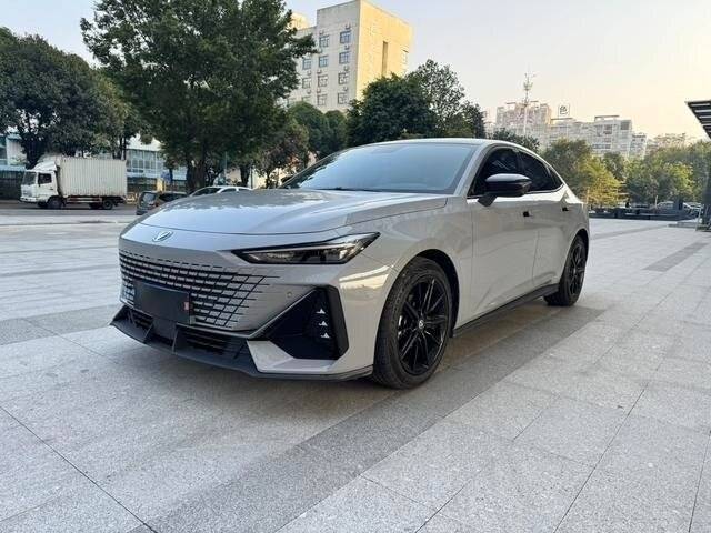 Changan UNI-V, 2022 - 32 000 км. | Фото №1