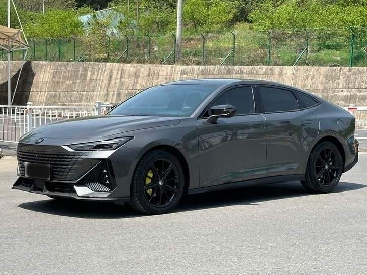 Changan UNI-V, 2022 - 17 300 км. | Фото №1