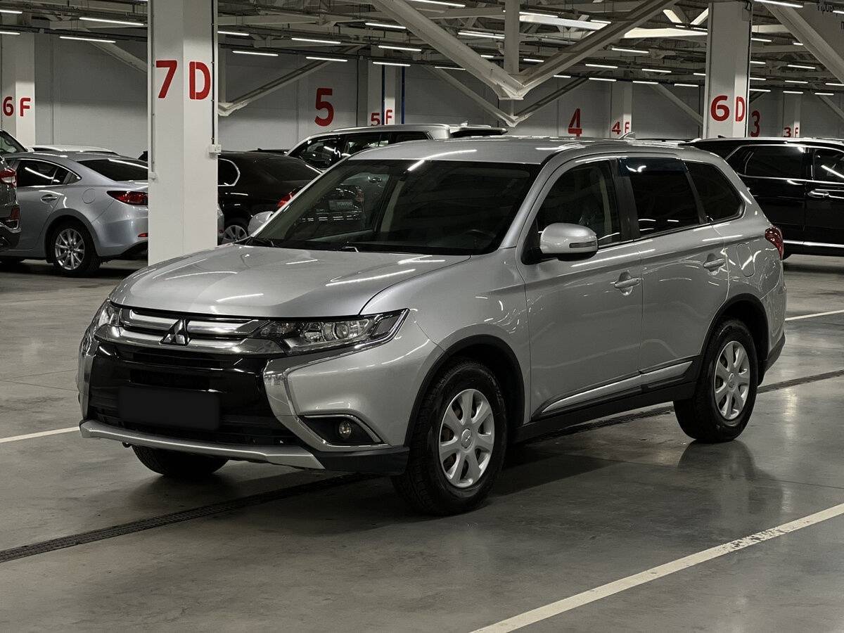 Mitsubishi Outlander, 2017 - 107 670 км. | Фото №1