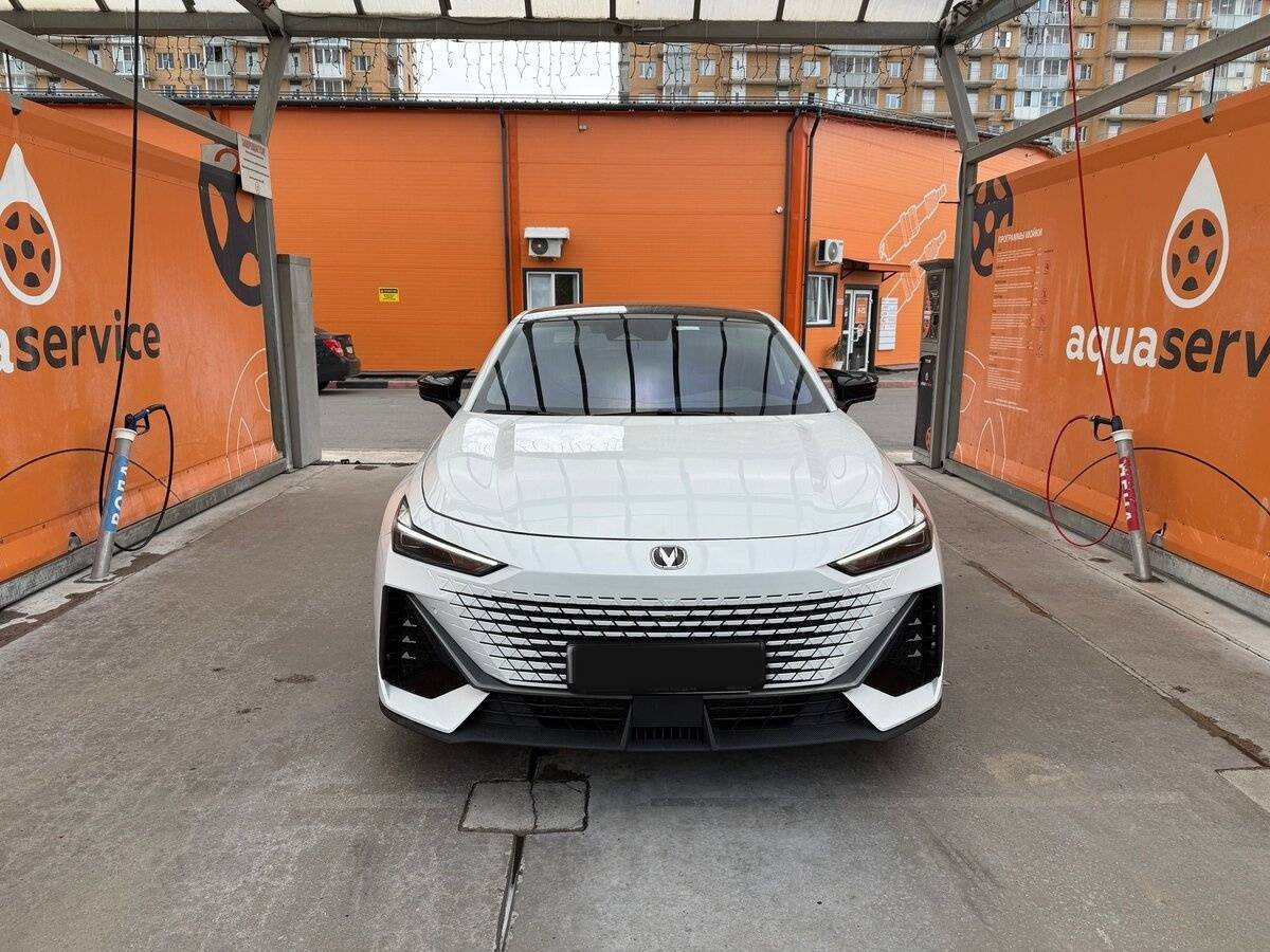 Changan UNI-V, 2023 - 31 500 км. | Фото №1