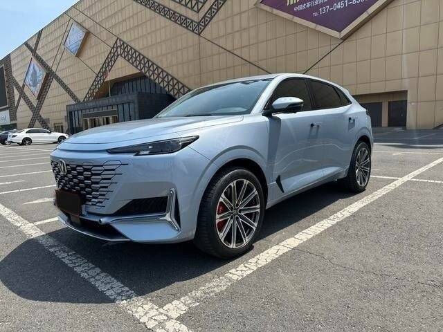 Changan UNI-K, 2022 - 25 000 км. | Фото №1